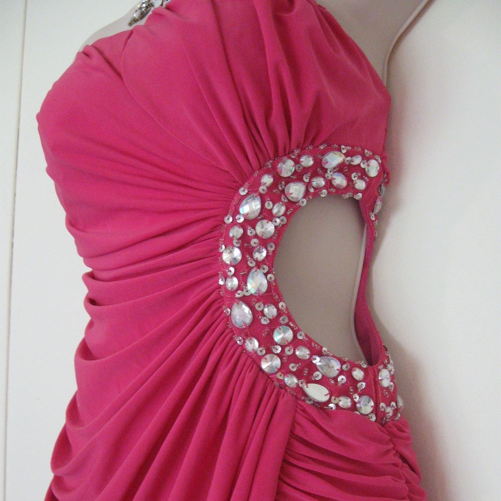 GORGEOUS PINK PROM  DRESS *LIKE NEW* - Picture 2 of 7